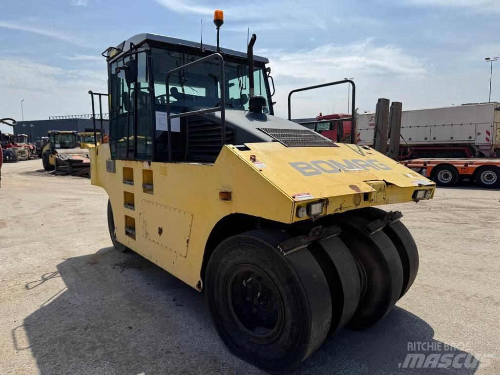 Bomag BW 24 R Gumeni valjci na točkovima