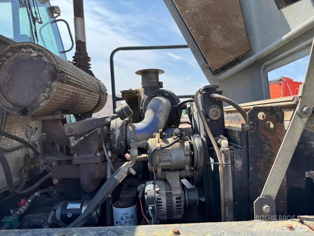 Bomag BW 24 R Gumeni valjci na točkovima
