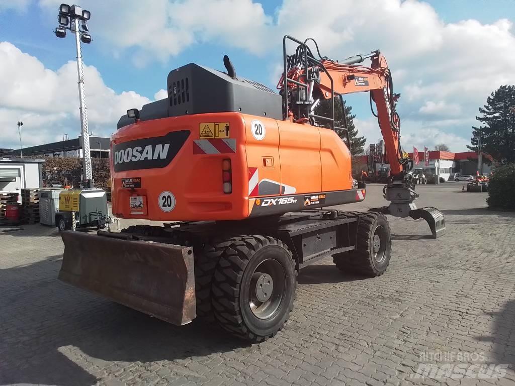 Doosan DX 165 W-5 Bageri točkaši