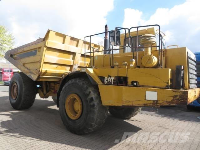 CAT D40 Dumper Zglobni damperi