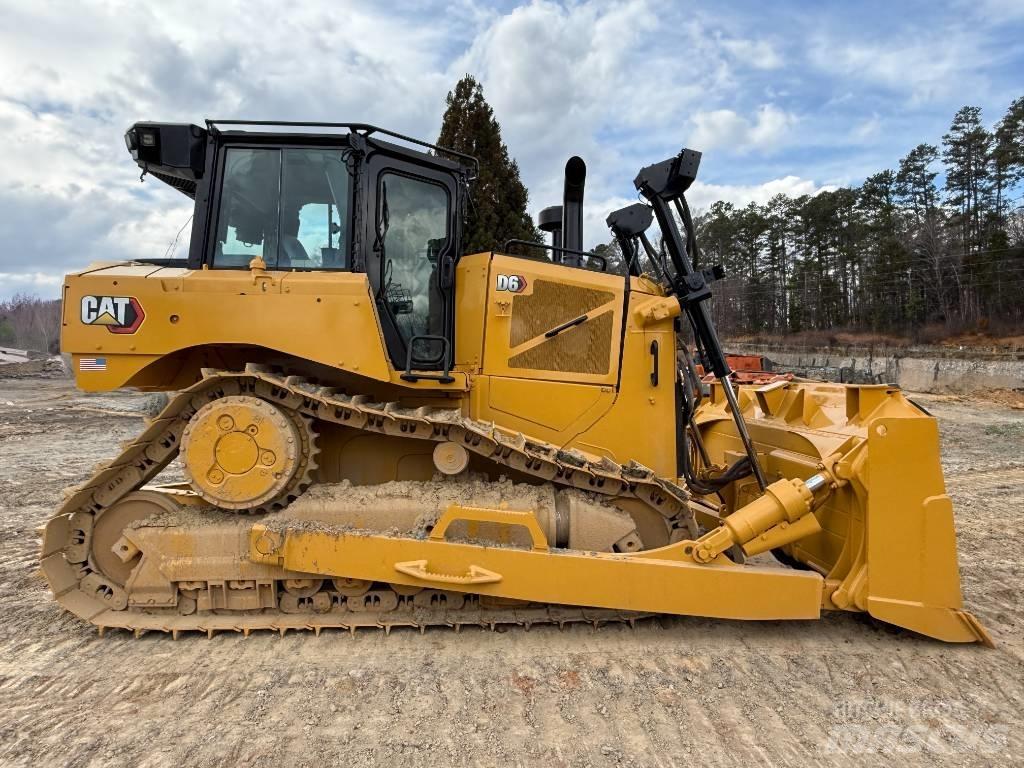 CAT D 6 Buldožeri guseničari