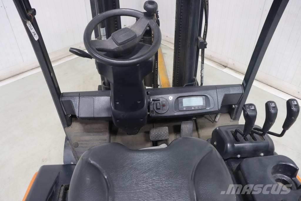 Doosan B25X-7 Električni viljuškari