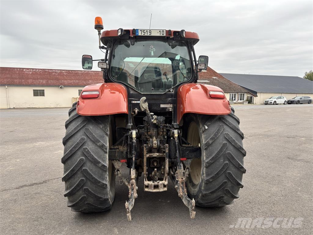 New Holland T7030 Traktori