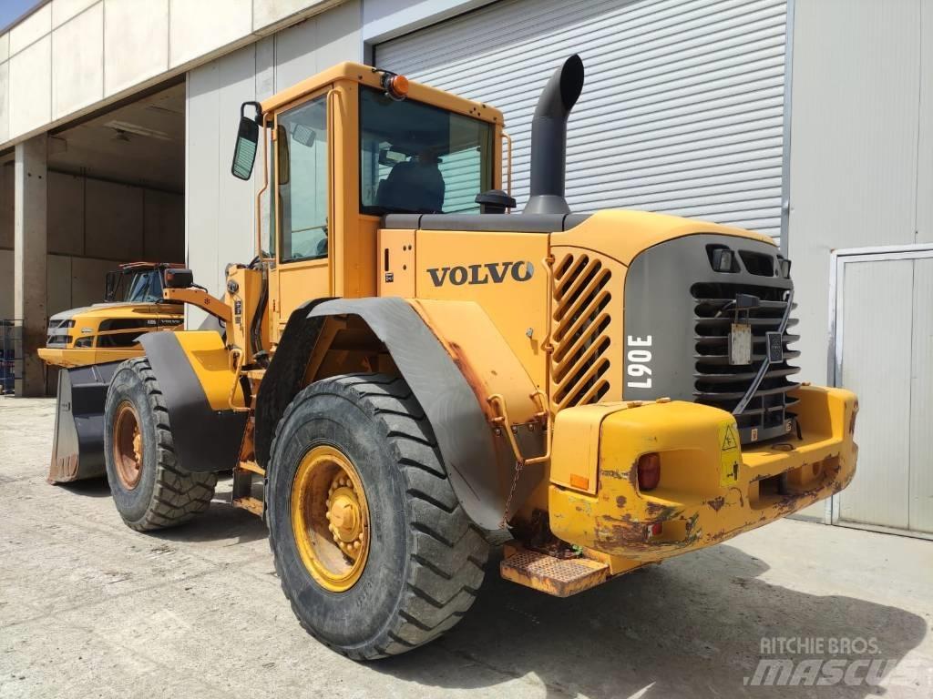 Volvo L 90 E Utovarivači na točkove