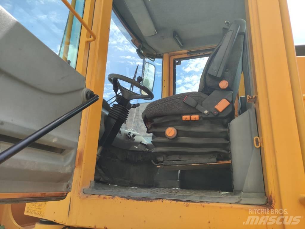 Volvo L 90 E Utovarivači na točkove