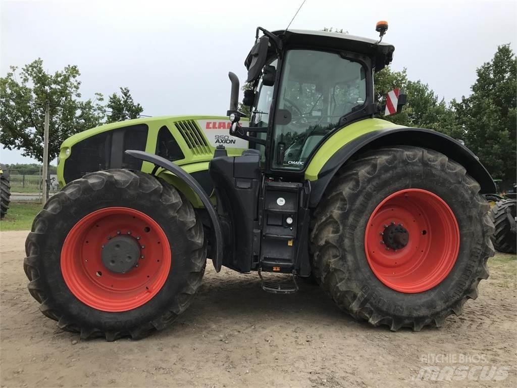 CLAAS Axion 950 Traktori