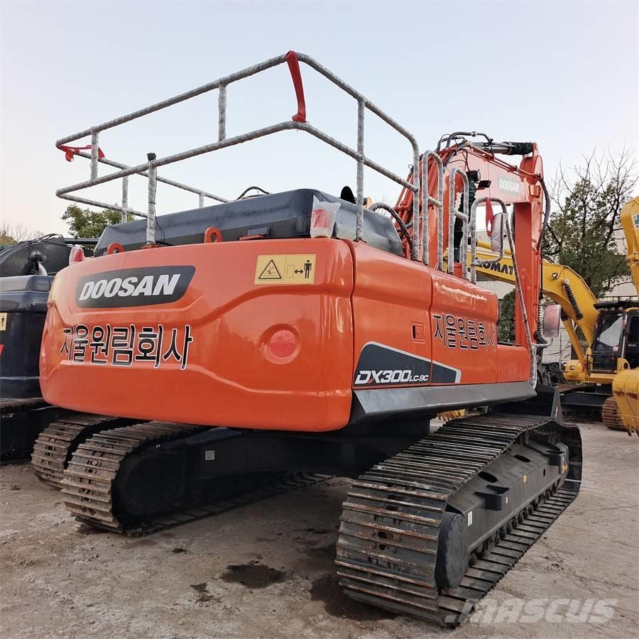 Doosan DX 300LC Bageri guseničari