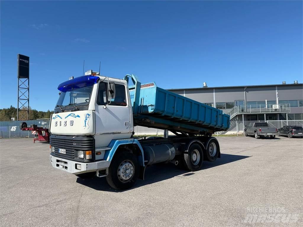 Sisu SM300 6x2 Kamioni za podizanje kablova