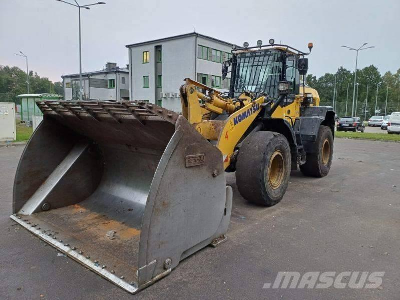 Komatsu WA 320-8 Utovarivači na točkove
