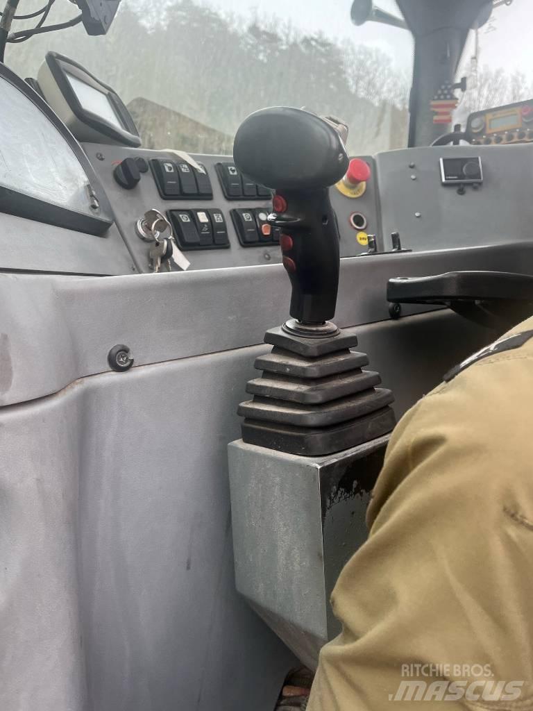 Menzi Muck M545A Bageri točkaši