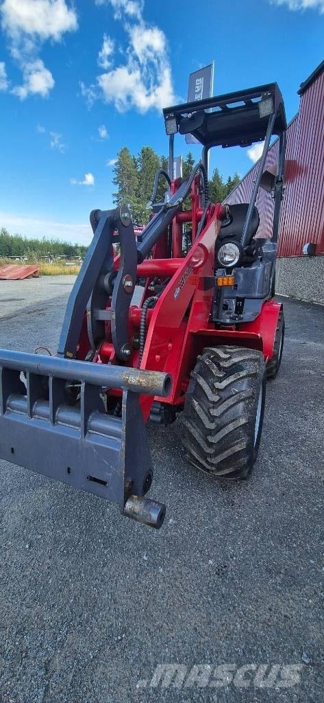 Flexitrac 1126 Višenamenski utovarivači