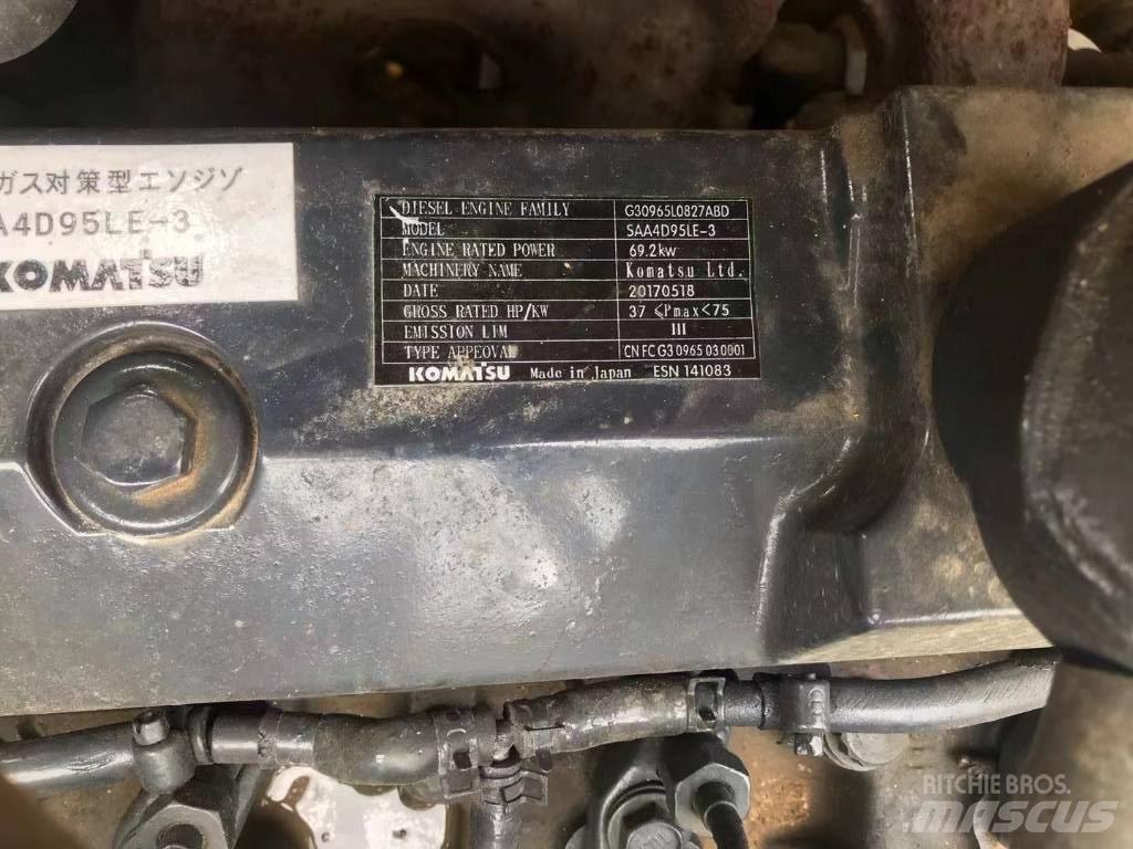 Komatsu pc110 Bageri guseničari