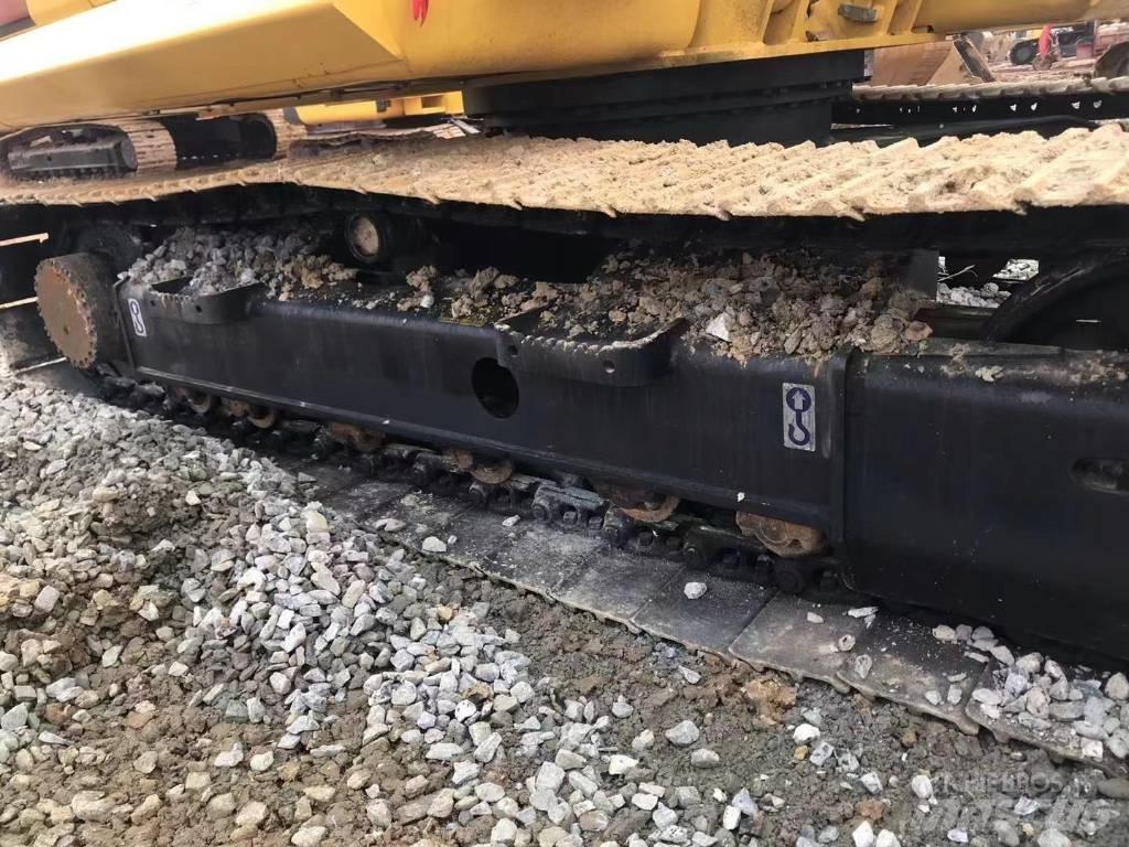 Komatsu pc110 Bageri guseničari