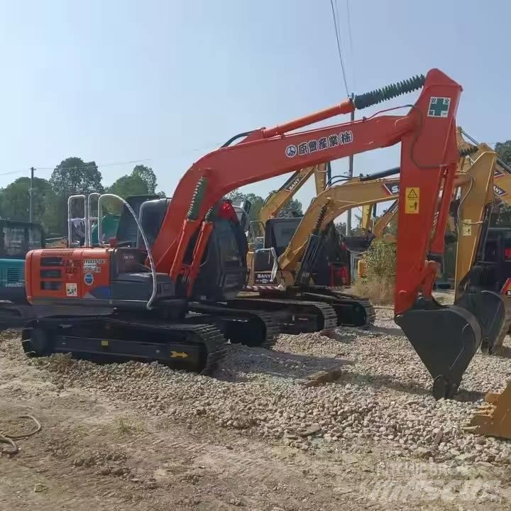 Hitachi ZX 120 Bageri guseničari