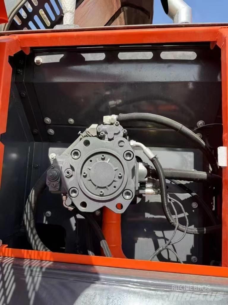 Doosan DX300LC-9C Bageri guseničari