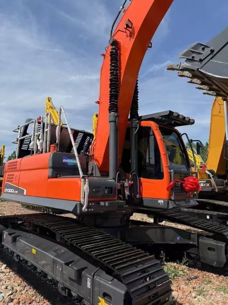 Doosan DX300LC-9C Bageri guseničari