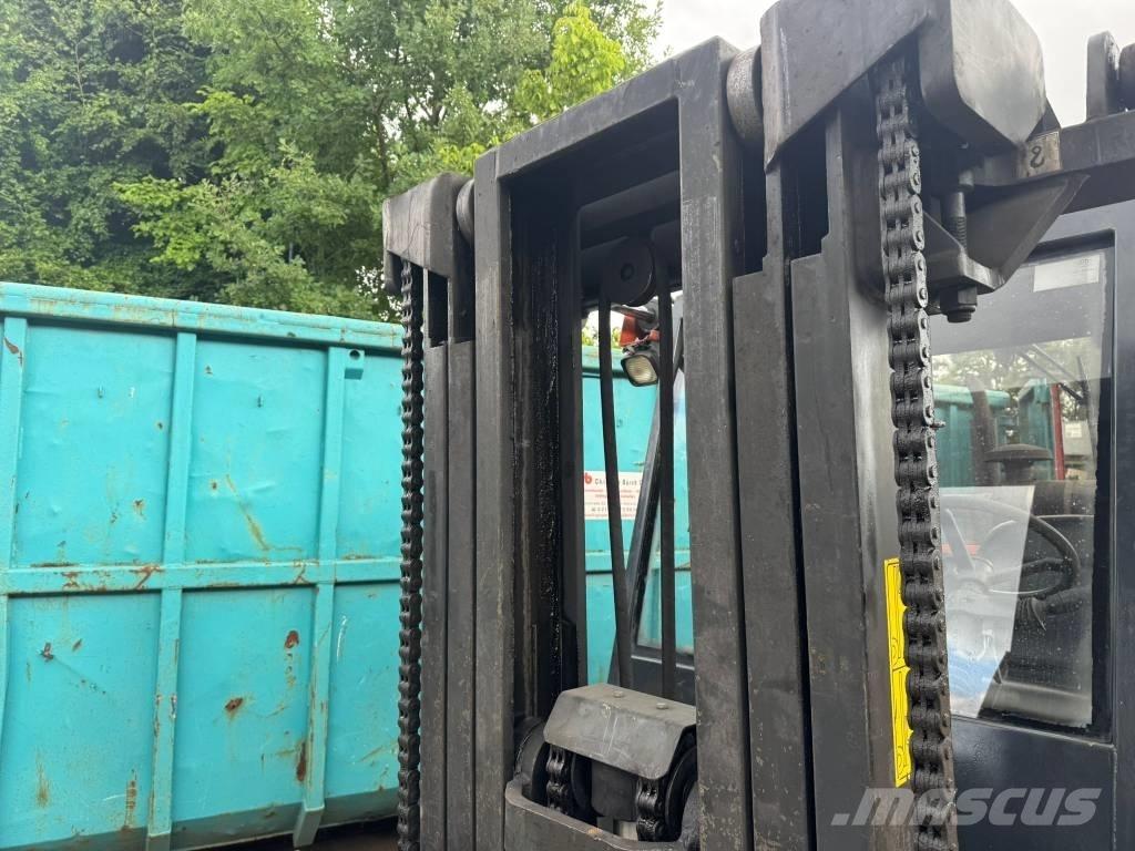 Mora MC80CS Dizelski viljuškari