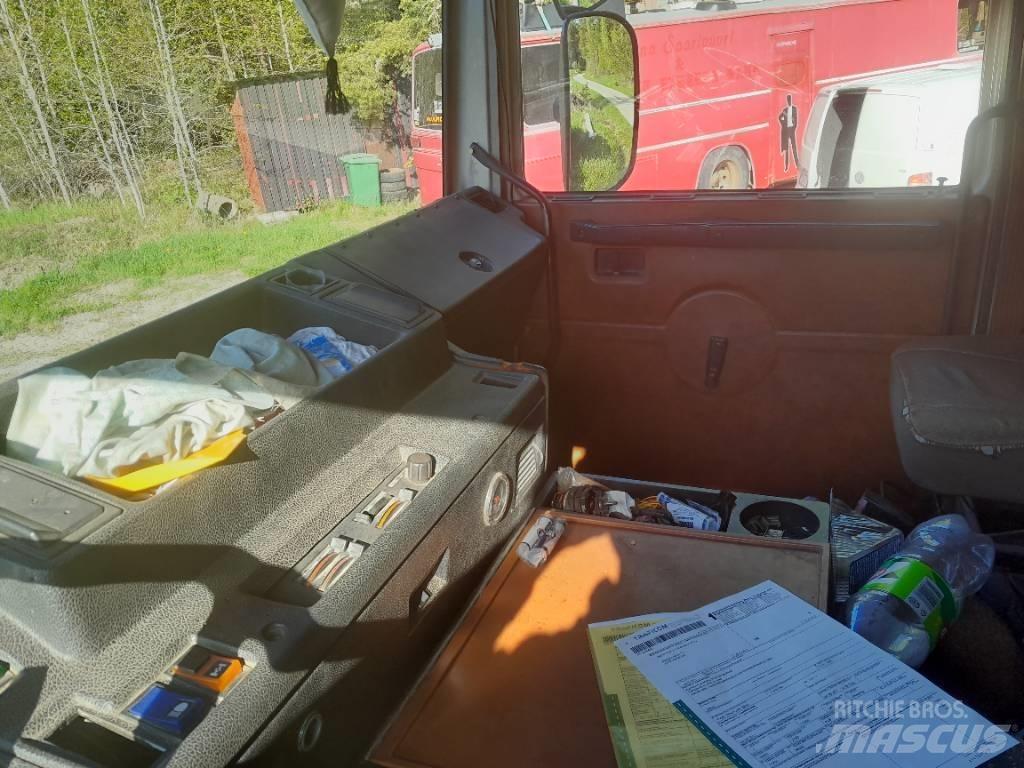 Volvo F12 Kamioni sa otvorenim sandukom