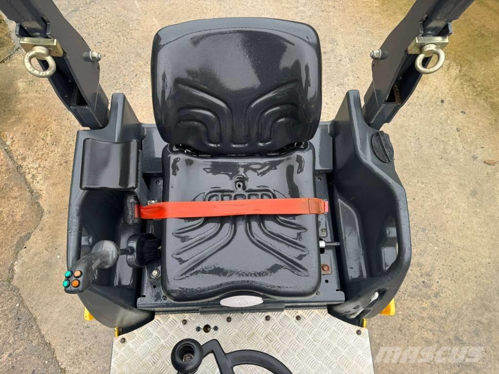 Bomag BW 120 AD-5 Valjci sa duplim bubnjem