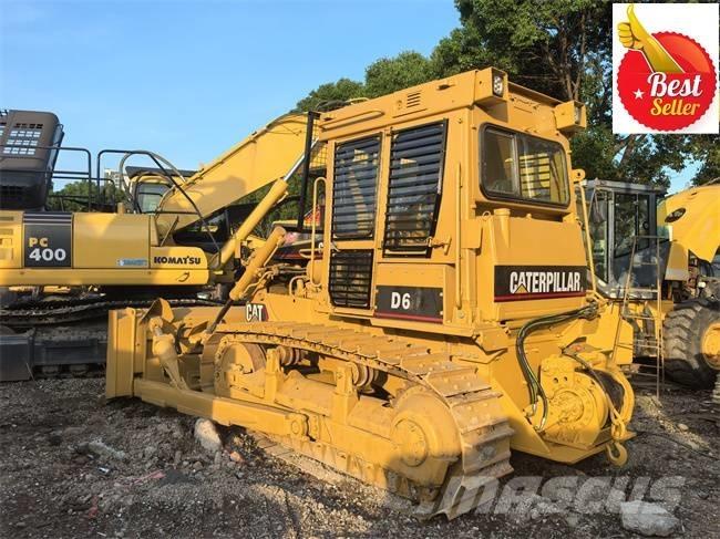 CAT D 6 D Buldožeri guseničari