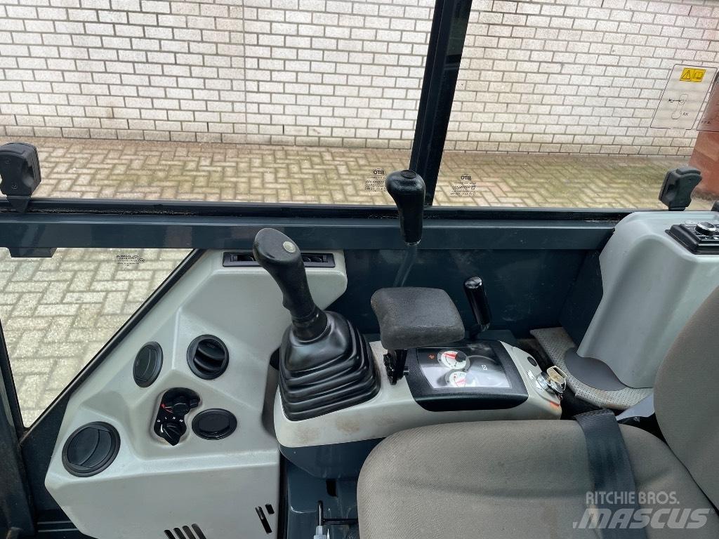 Komatsu PC 17 R-5 Mini bageri < 7t