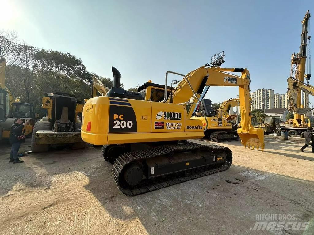 Komatsu PC 200 Bageri guseničari