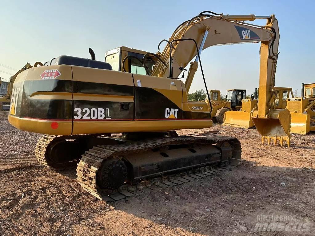 CAT 320 B L Bageri guseničari
