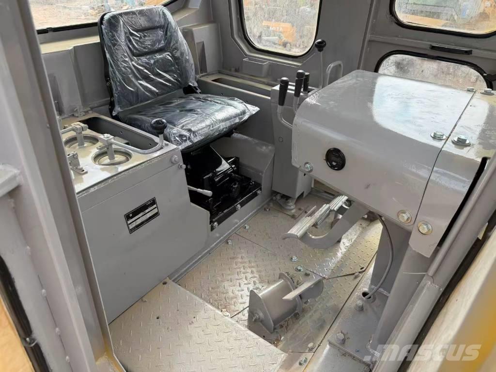 CAT D7G Buldožeri guseničari