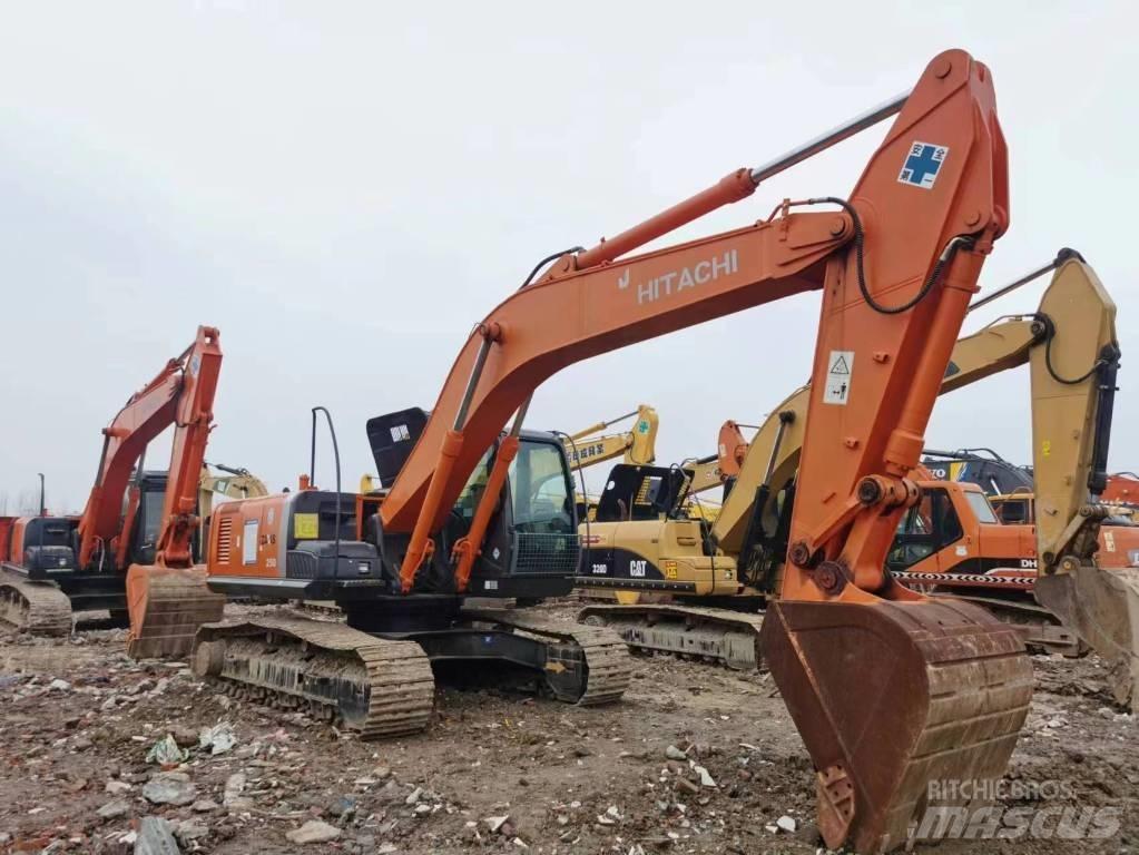 Hitachi ZX 250 Bageri guseničari