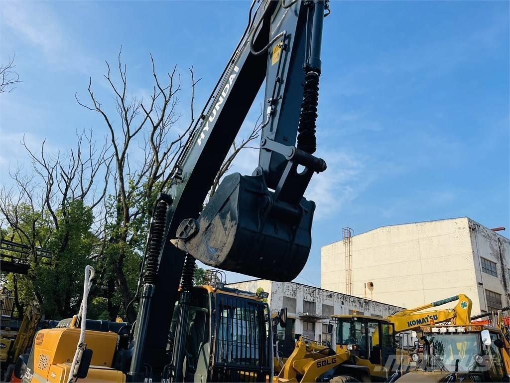 Hyundai 225LC 9T Bageri guseničari