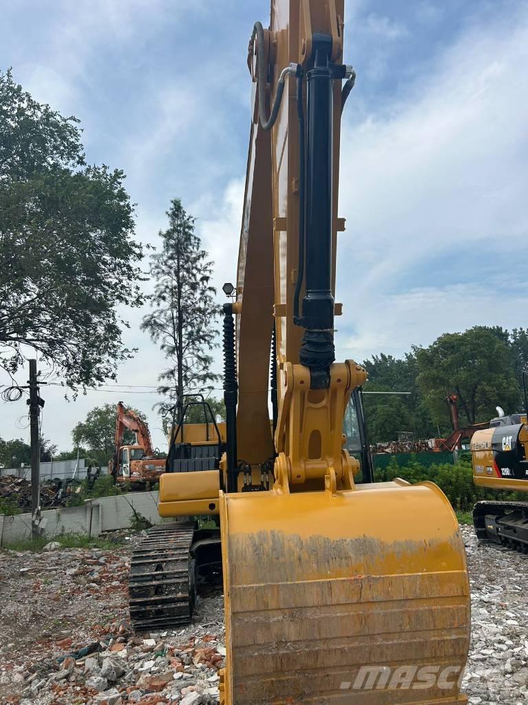 CAT 320 GC Bageri guseničari