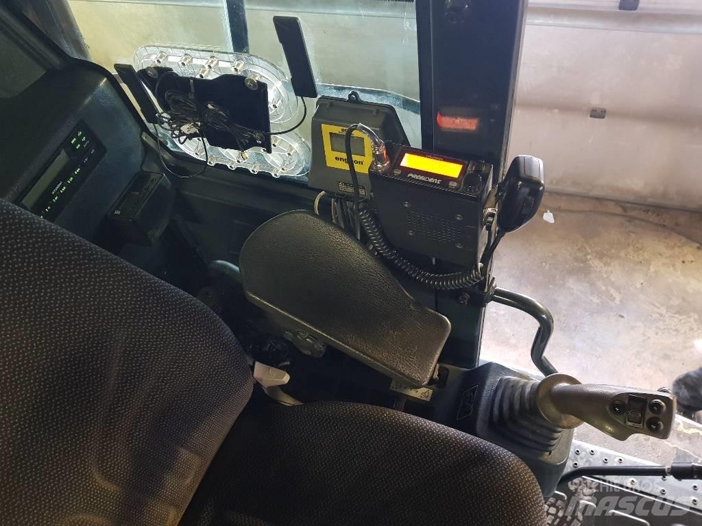 Hyundai R 235 LCRD-9 Bageri guseničari