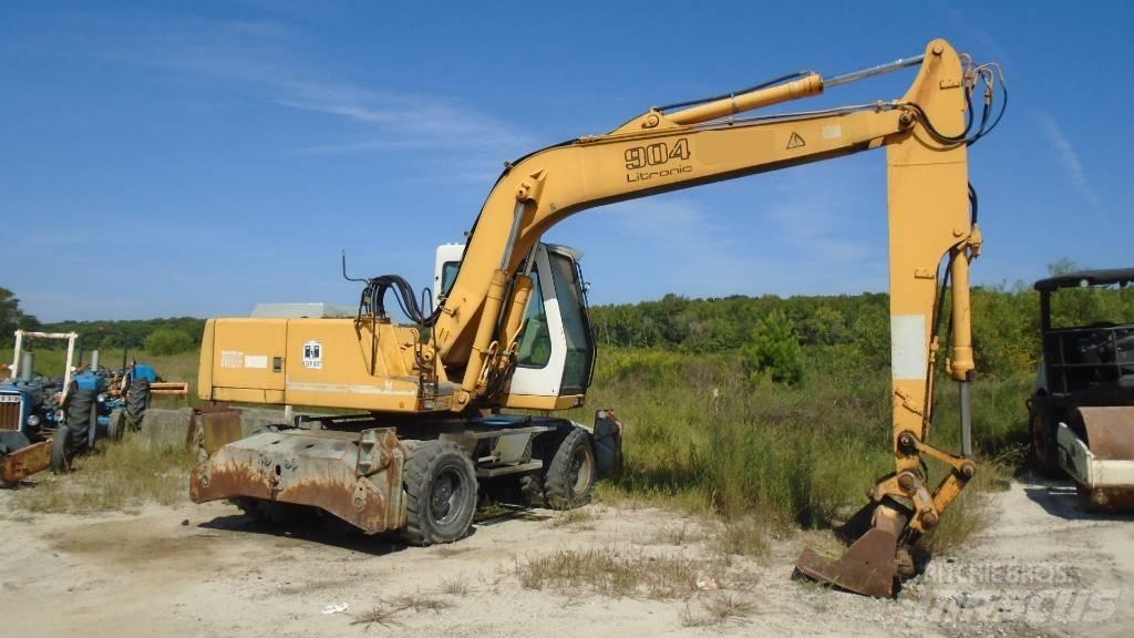 Liebherr A 904 Bageri točkaši