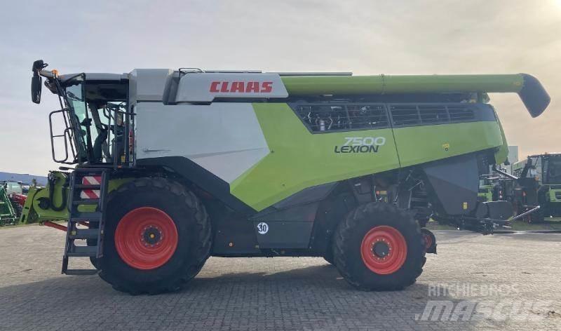 CLAAS LEXION 7500 Kombajni