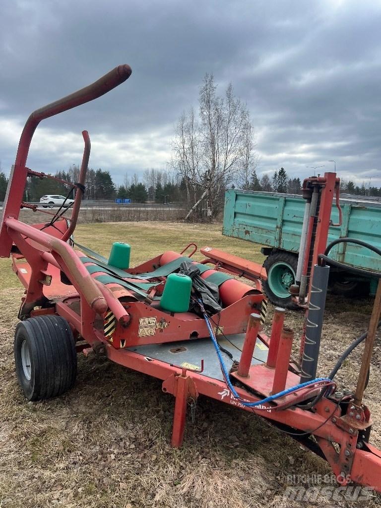 Kverneland UN 7517 Omotači bala