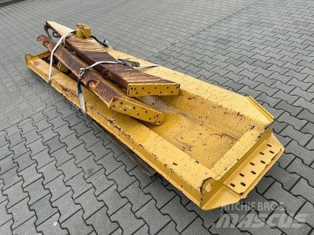 CAT 745 TAIL GATE Zglobni damperi