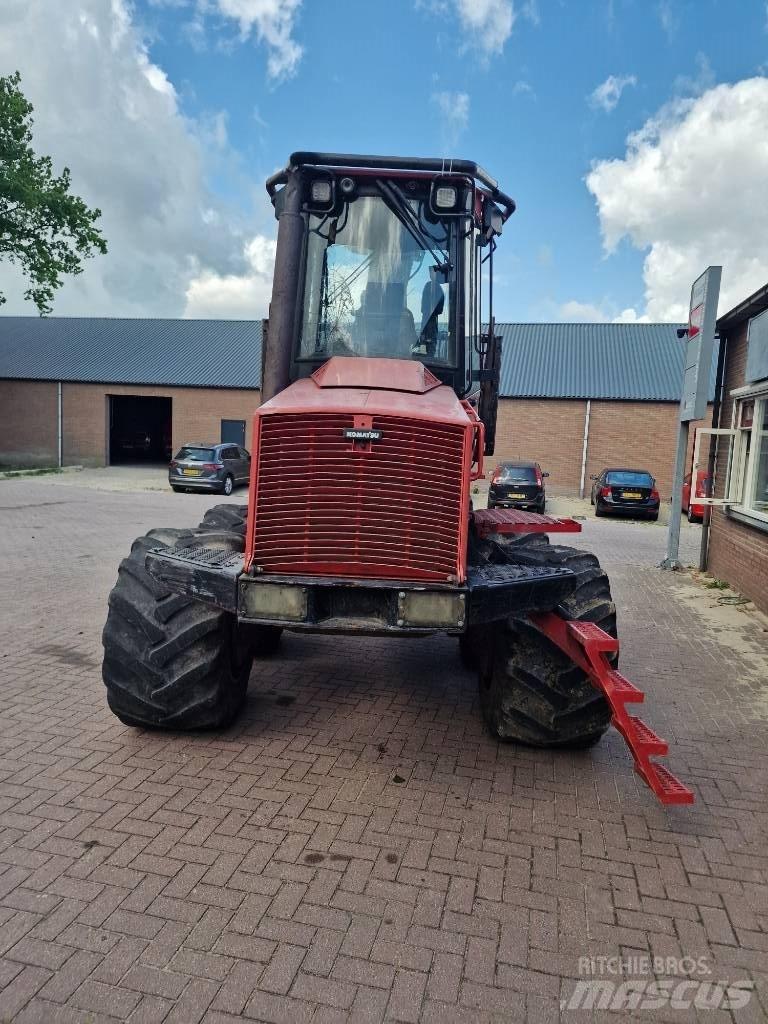 Komatsu 840 TX Forvarderi