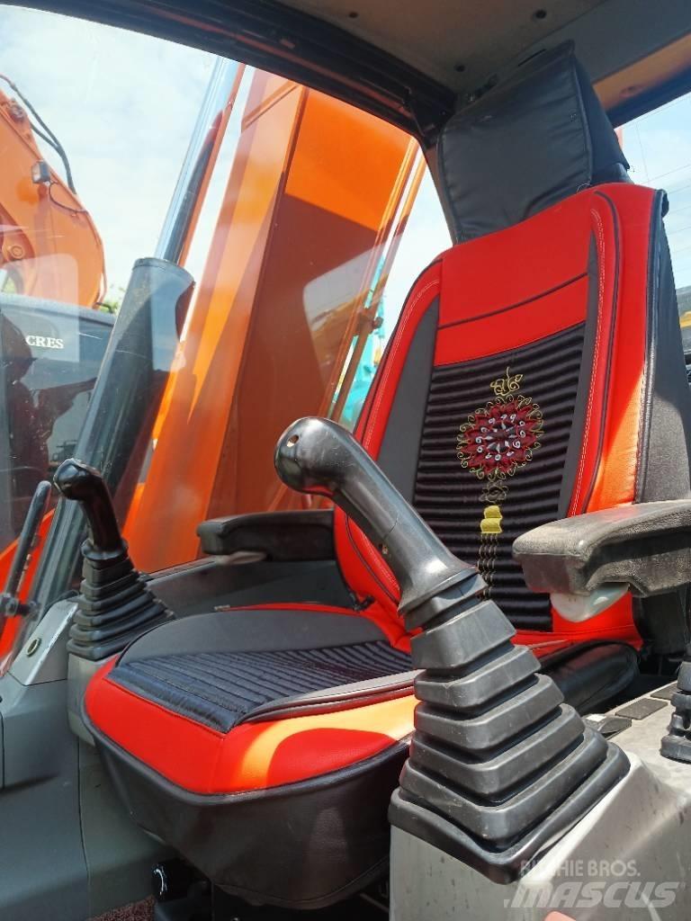 Doosan DX 75 Bageri guseničari