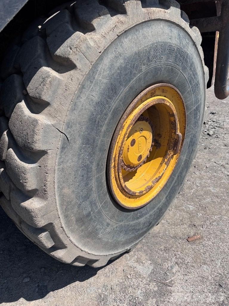 Bell B 25 D Zglobni damperi