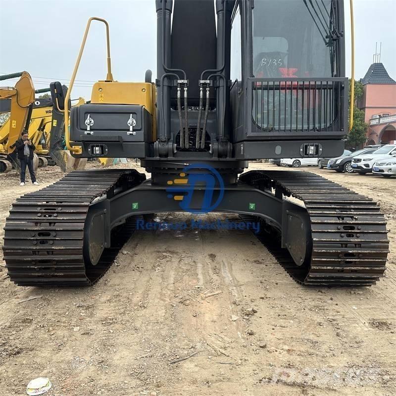 Volvo EC 240 Bageri guseničari