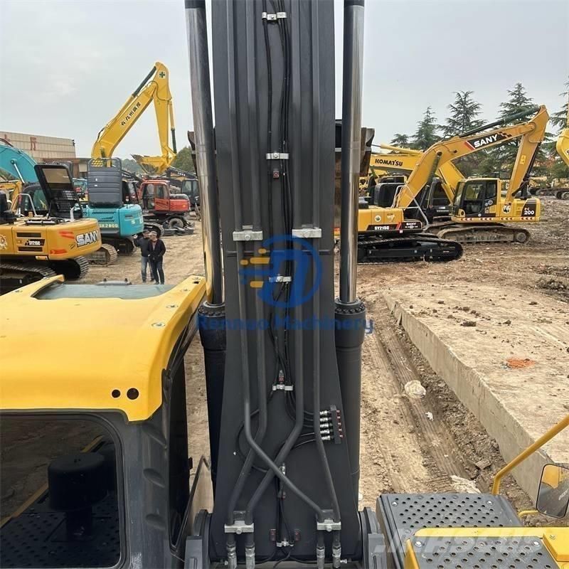 Volvo EC 240 Bageri guseničari