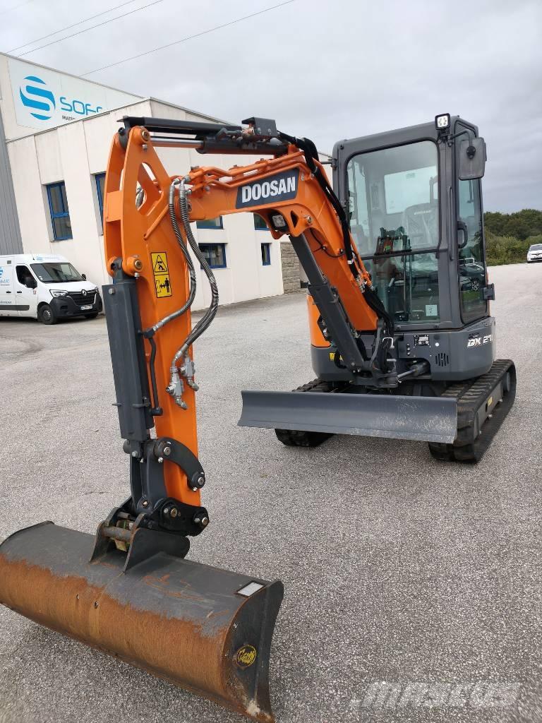 Doosan DX 27 Z Mini bageri < 7t