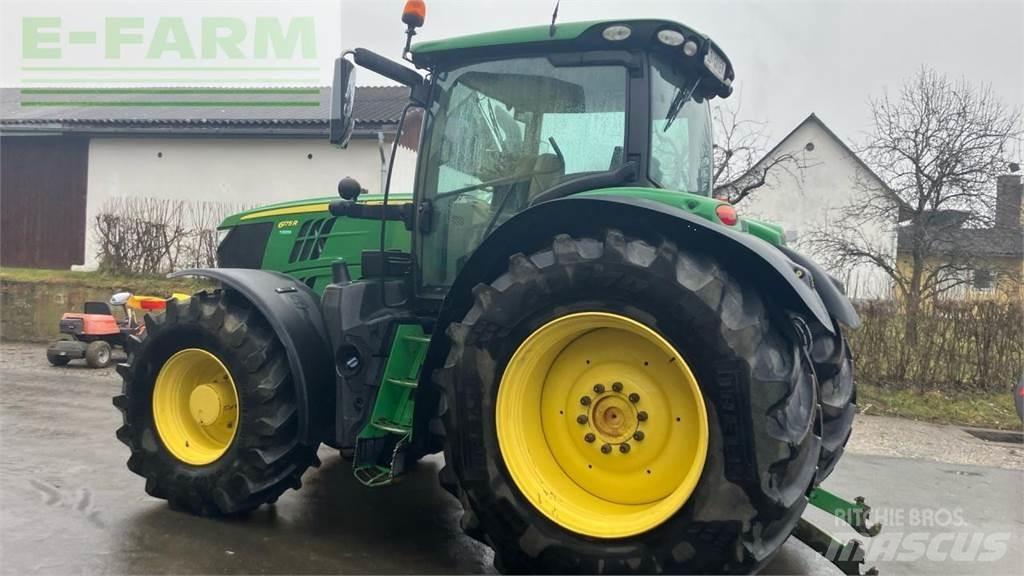 John Deere 6175R Traktori