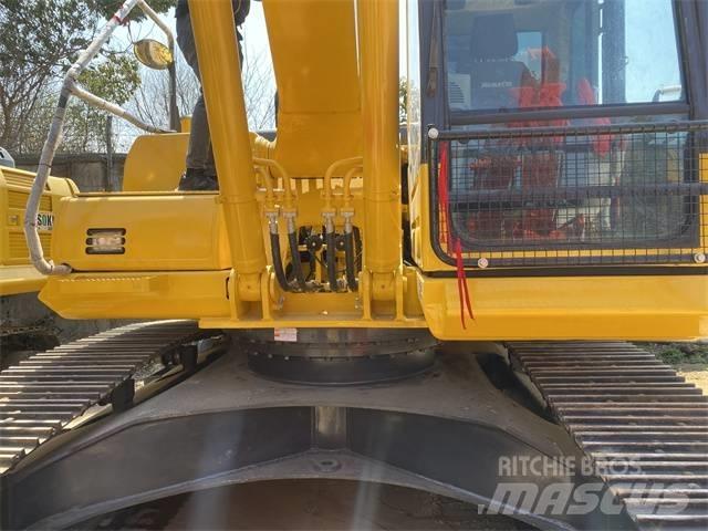 Komatsu PC 220-8 Bageri guseničari