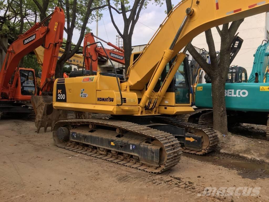 Komatsu pc200-8 Bageri guseničari