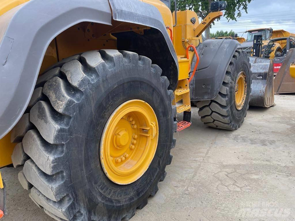 Volvo L 120 H Utovarivači na točkove