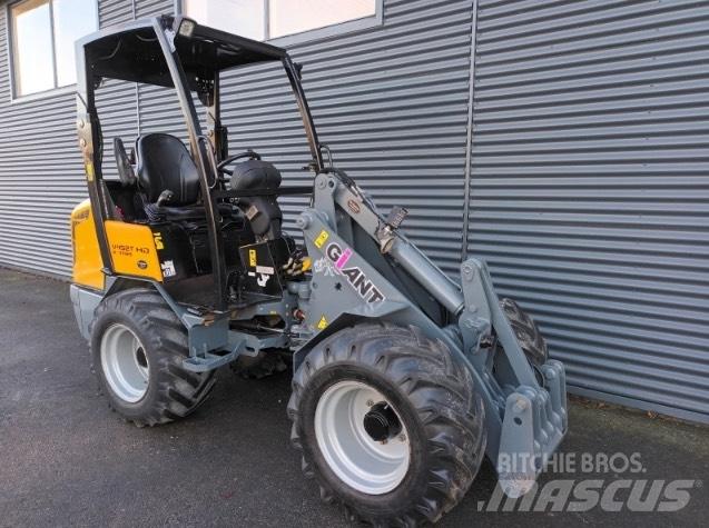 GiANT v452t hd x-tra Mini utovarivači