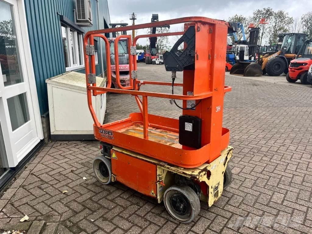 JLG 1230ES Teleskopske podizne platforme