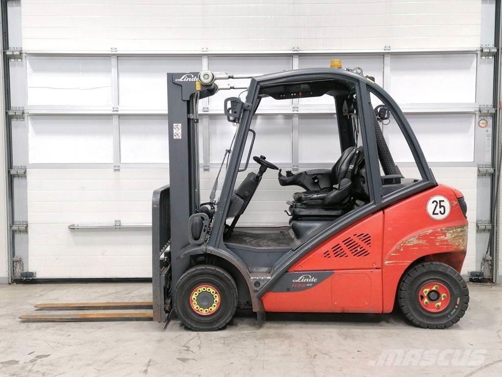 Linde H25D-02 Dizelski viljuškari
