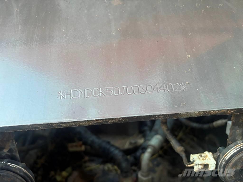 Hitachi ZX 210 LC-3 Bageri guseničari